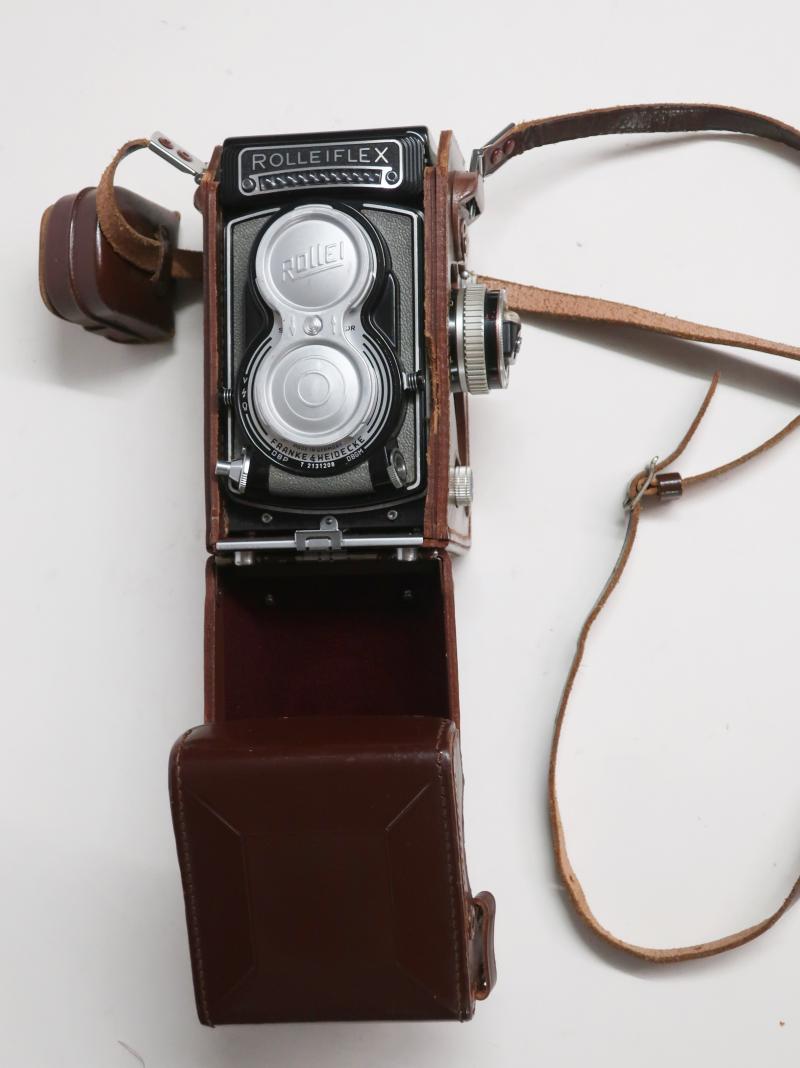 Rolleiflex, Franke & Heidecke, DBP, Model Nr. T2131208, DBGM, mit Original-Lederetui