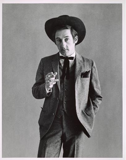 erry McMillan, Ed Ruscha as a Cowboy, 1970. Photo: © JJerry McMillan. Courtesy of Jerry McMillan and Craig Krull Gallery, Santa Monica, California